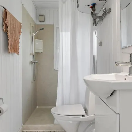 Gemütliches Haus Mit 3 Schlafzimmern In